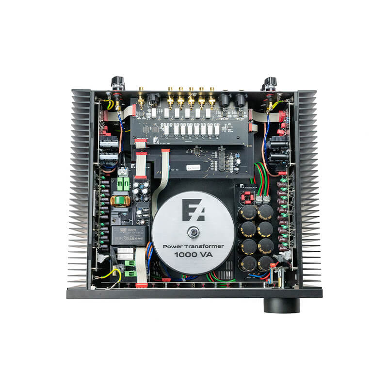 ELECTRIC AUDIO TAE 150 DV intern Interne opbouw van de Electric Audio TAE 150 DV geïntegreerde versterker met dual mono voeding