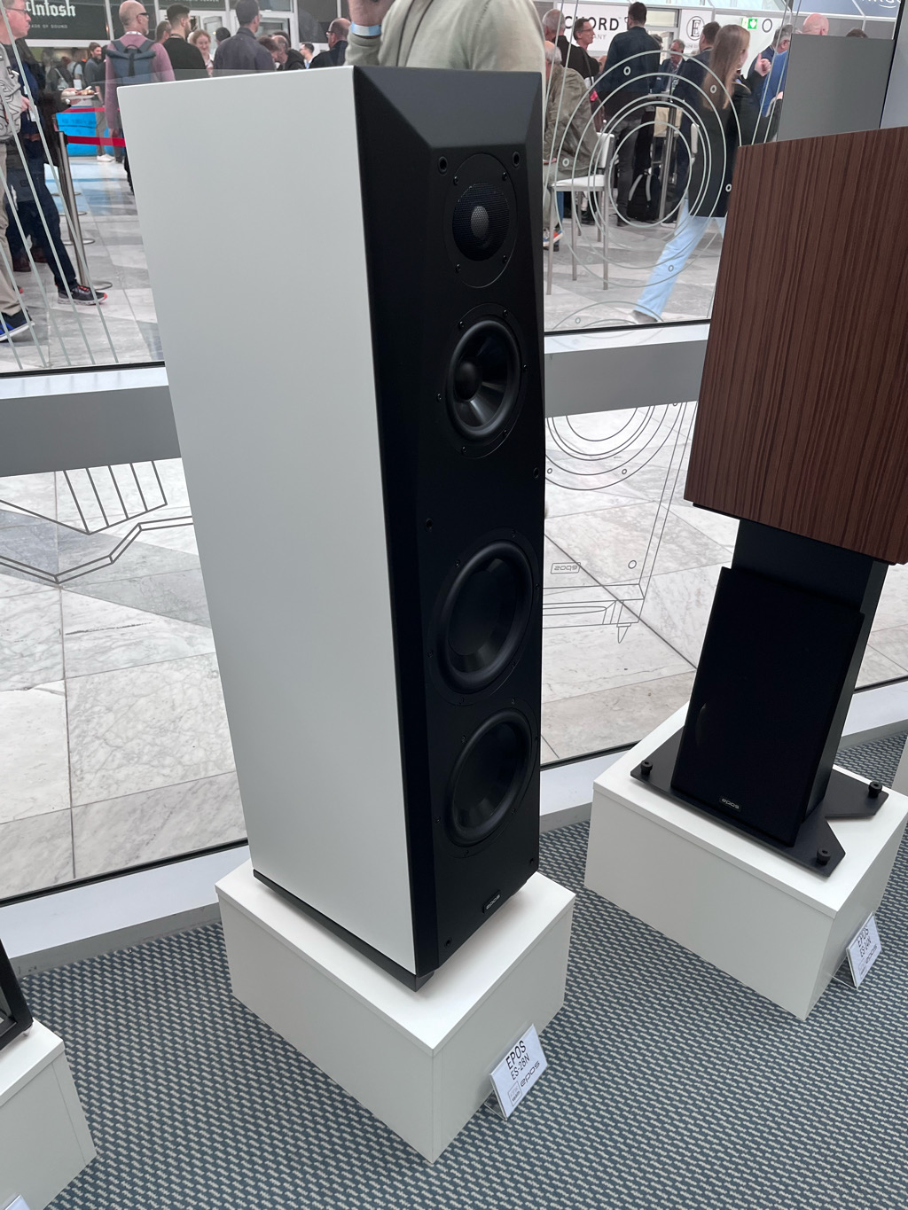 EPOS ES-28N review – krachtige vloerstaander getest door FWD