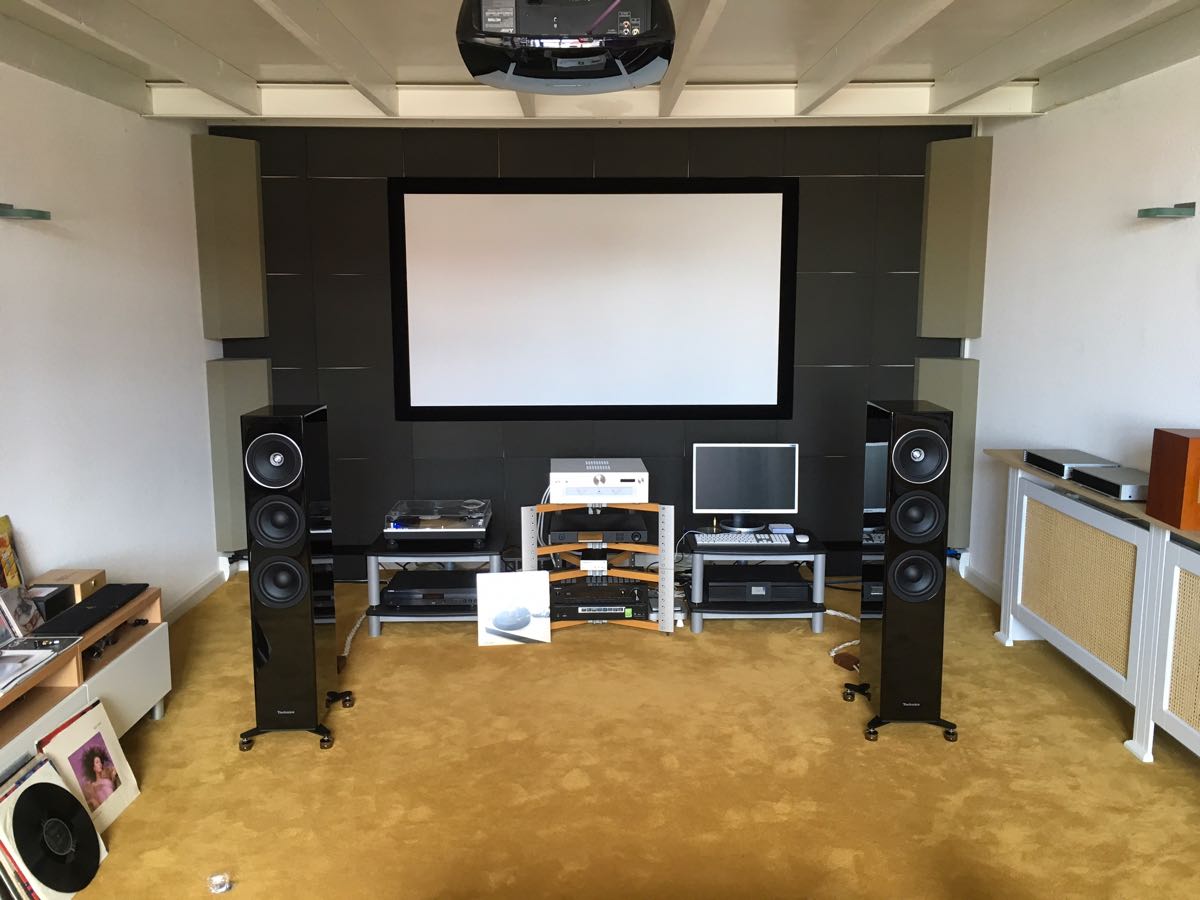 technics-sb-g90-and-gaia-3-feet
