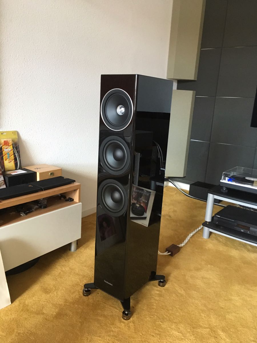 technics-sb-g90-met-isoacoustics-gaia-3-