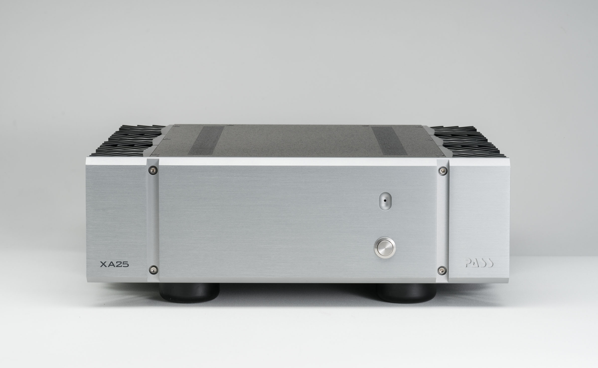 Pass Labs XA25
