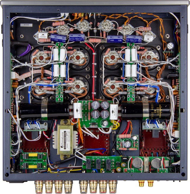 prima-luna-evo-400-eindversterker-interne-bedrading